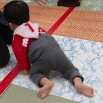 「たろー1歳、からわせ餅、『彩炉』画図店で食事会、赤ちゃんハイハイレース」くまとR子の子育て日記(156日目)